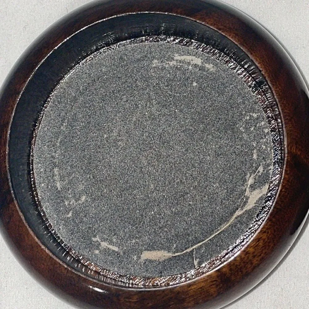 Small vintage round wooden case